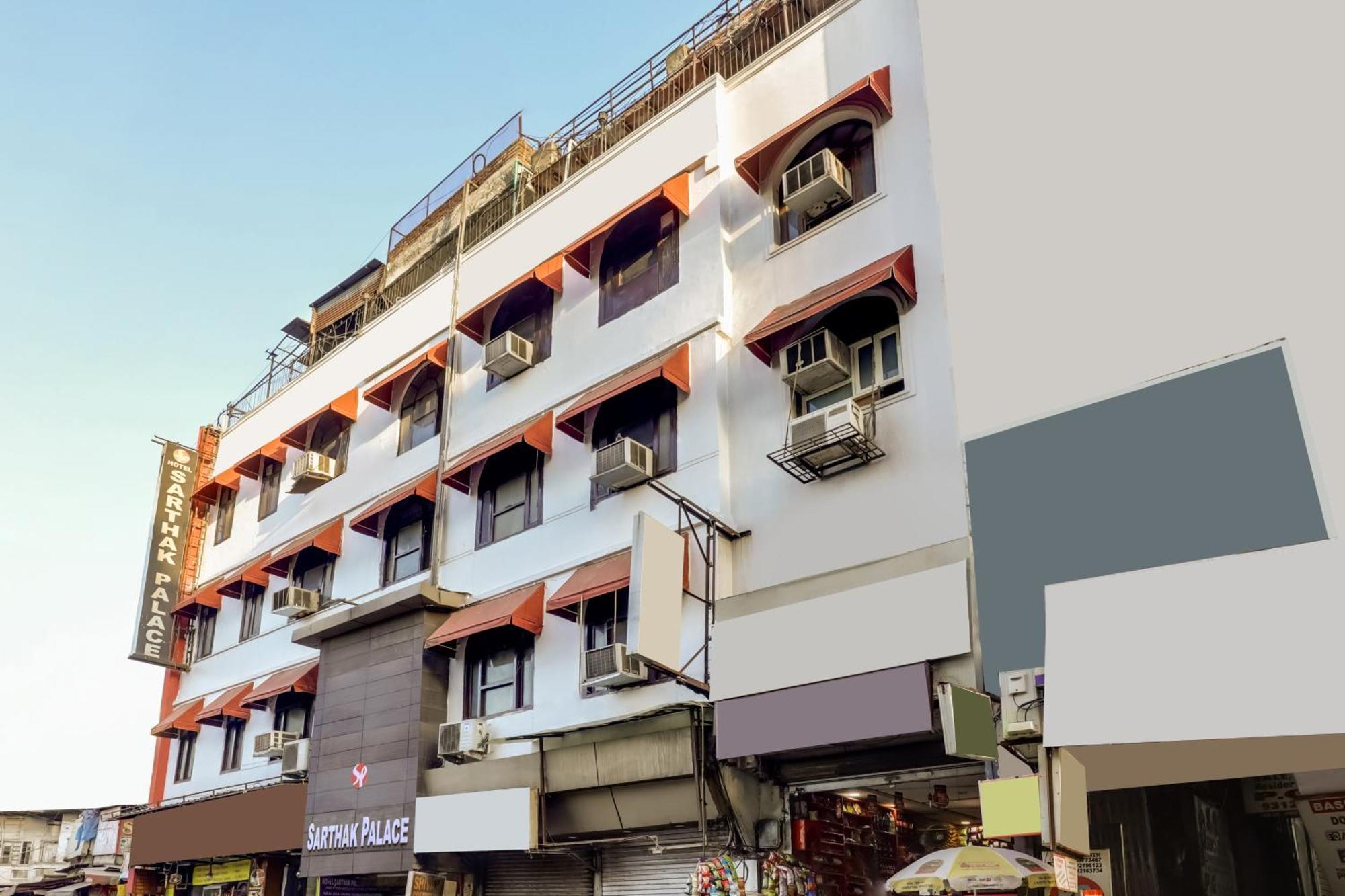 Hotel Sarthak Palace Near Karol Bagh Metro Station New Delhi Экстерьер фото